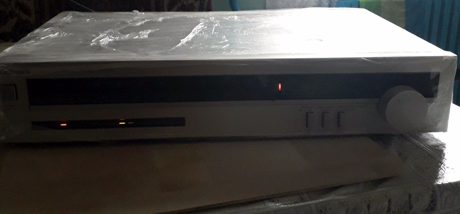 Мантитола Sumsung,Тюнер Technics