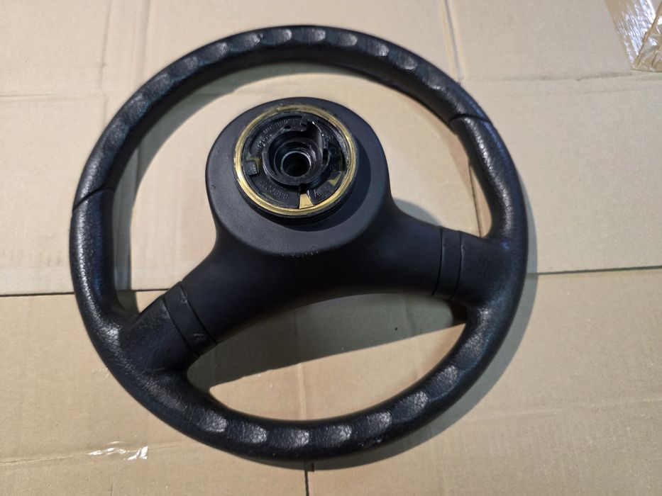 Opel corsa b kierownica