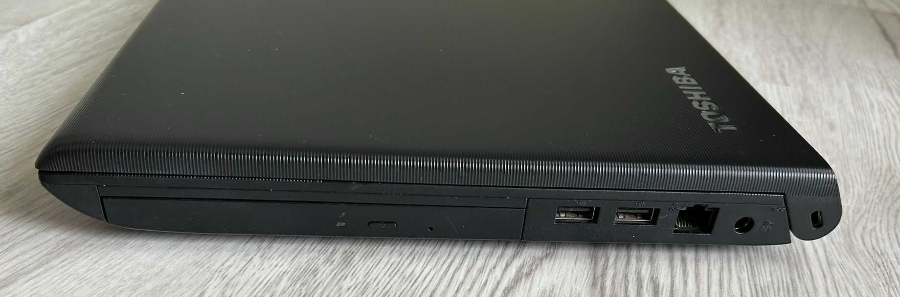 Toshiba Satellite PRO A50-A-10V