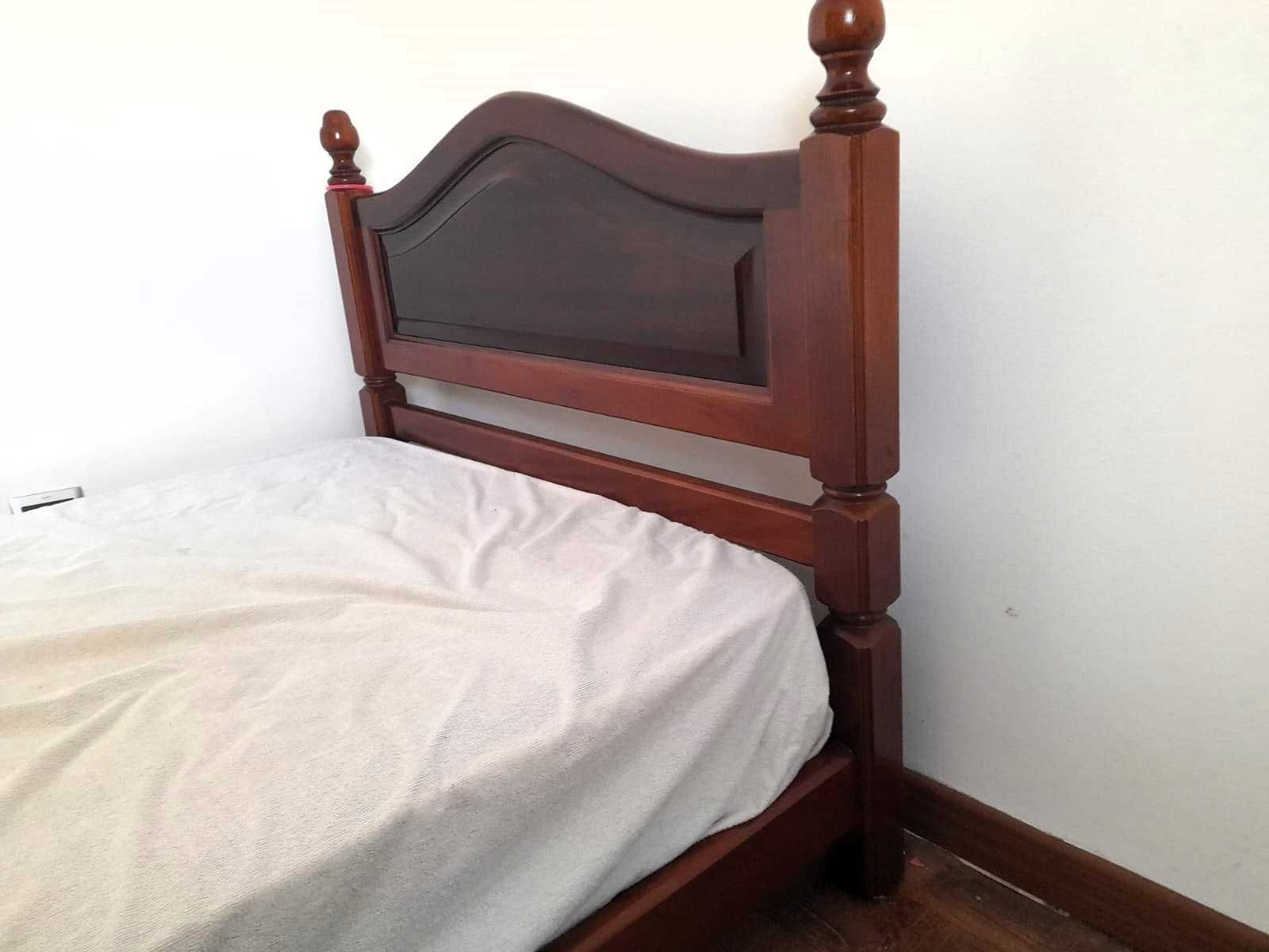 2 Camas de Solteiro - Ideal para Quarto de Gémeos