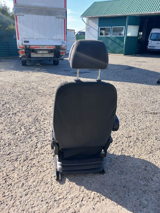 Продам сидение-пилот для мерседес спринтер и фольксваген крафтер