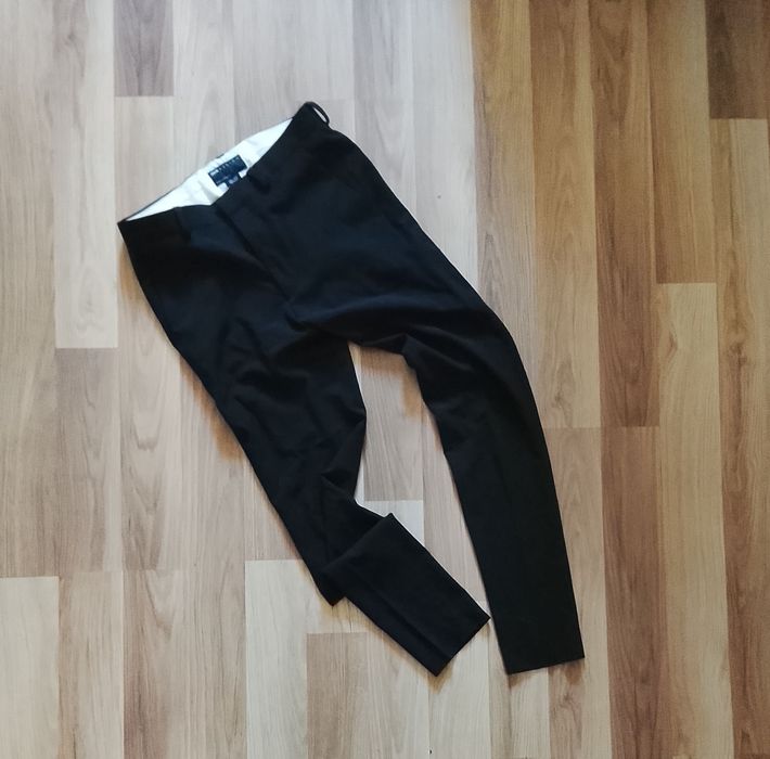 Продам крутые женские классические штаны,брюки ASOS DESIGN оригинал