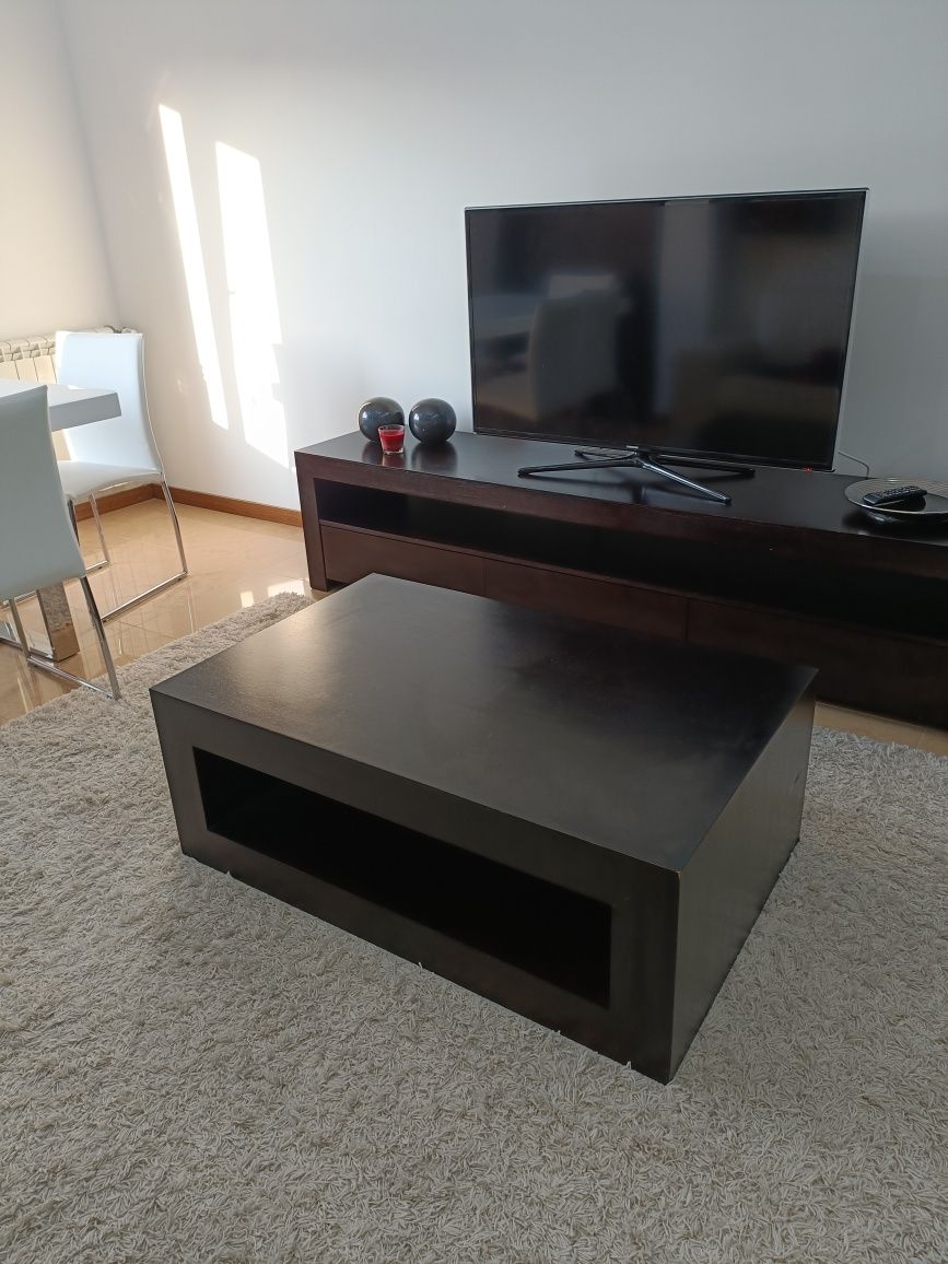 Sofá em pele/Móvel de TV/Mesa de centro