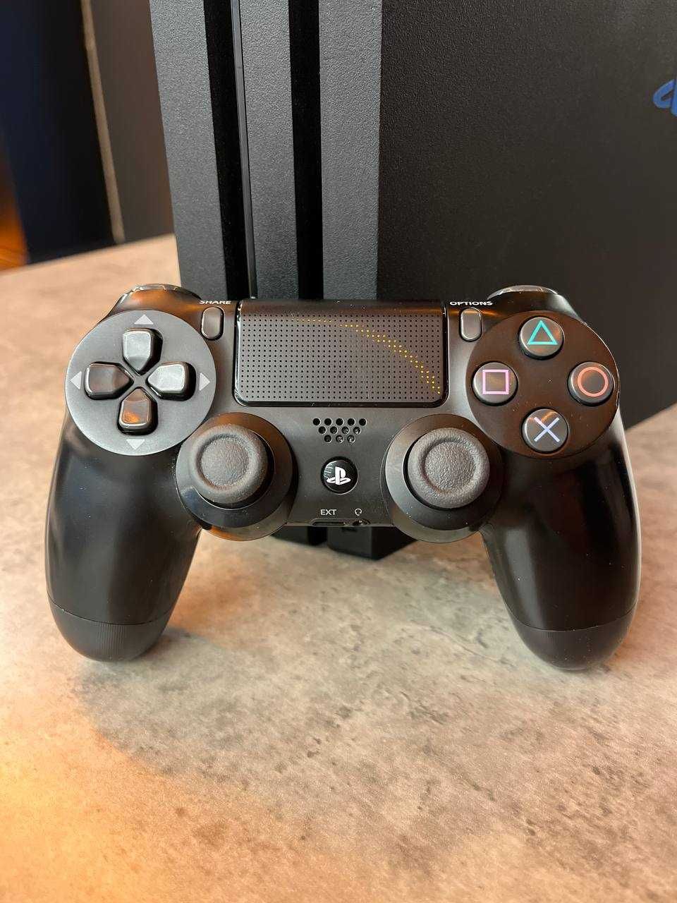 Комплект PlayStation 4 Pro 1TB + Dualshock 4 (ГАРАНТІЯ 12 МІСЯЦІВ)