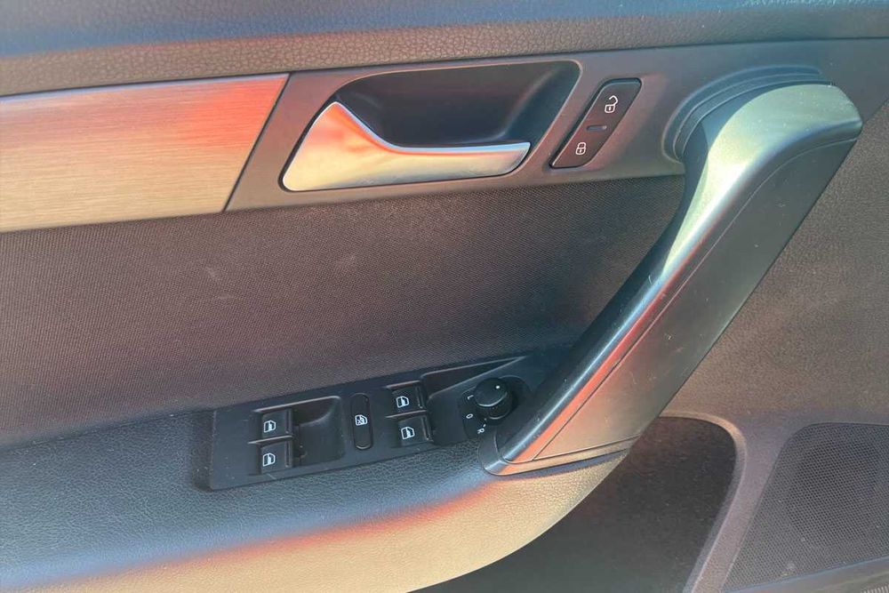 Volkswagen Passat 2011