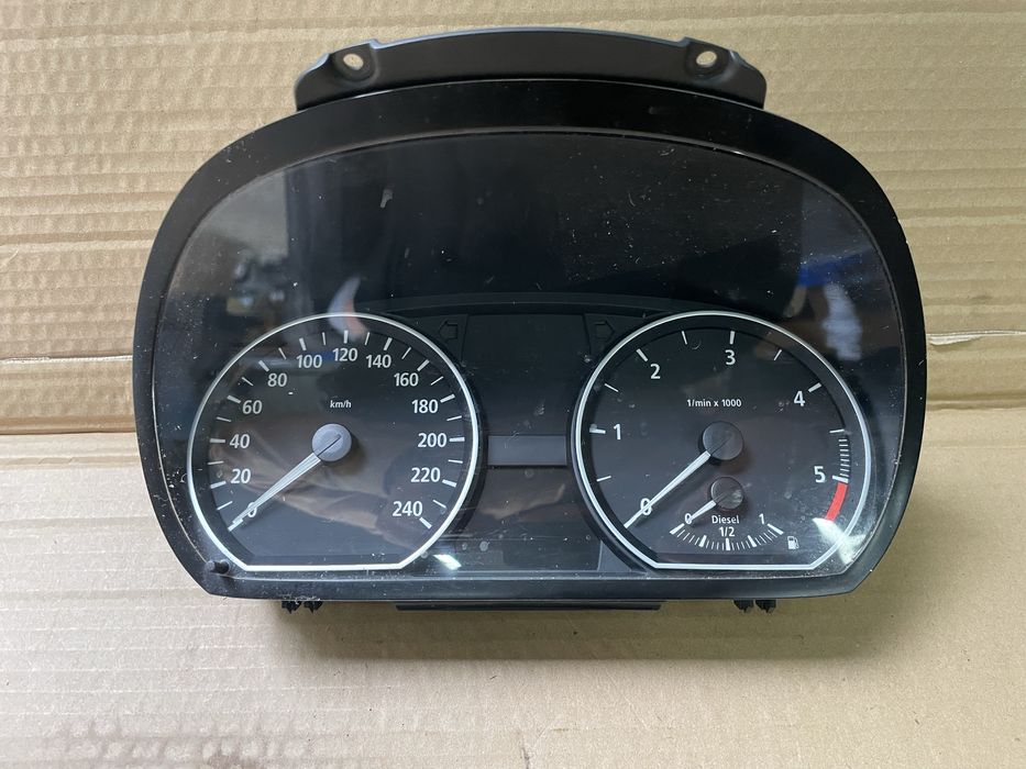Zegary licznik bmw e87 e81 e90 120d 163km