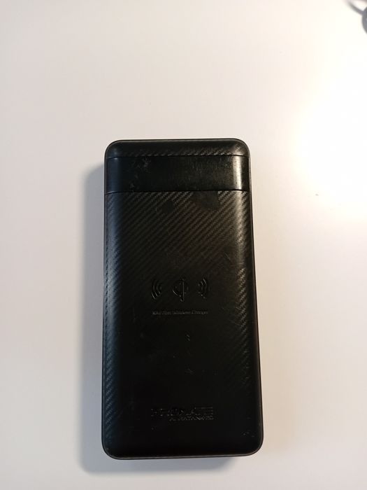 Павер банк Promate 20000