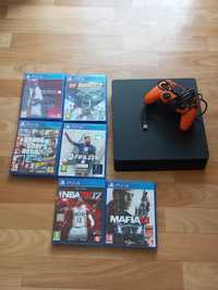 PS4 stan bardzo dobry + 6 gier