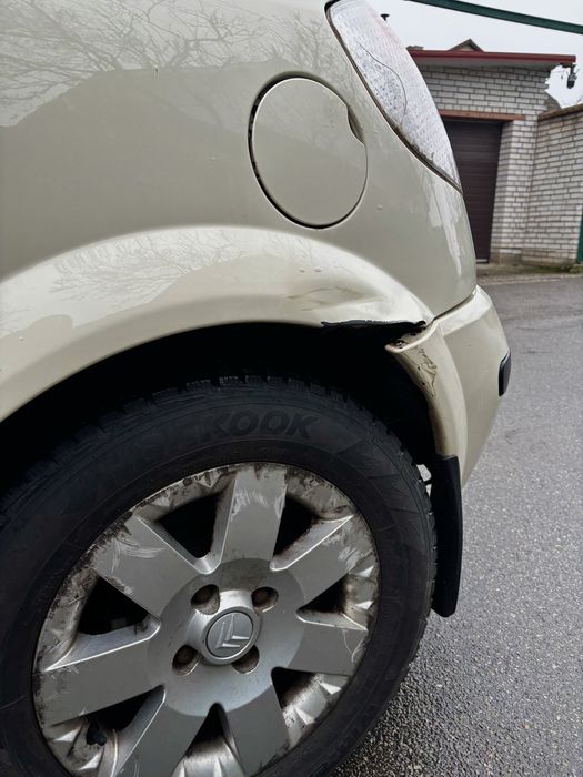 Продам автомобіль який точно привертає увагу на дорозі!