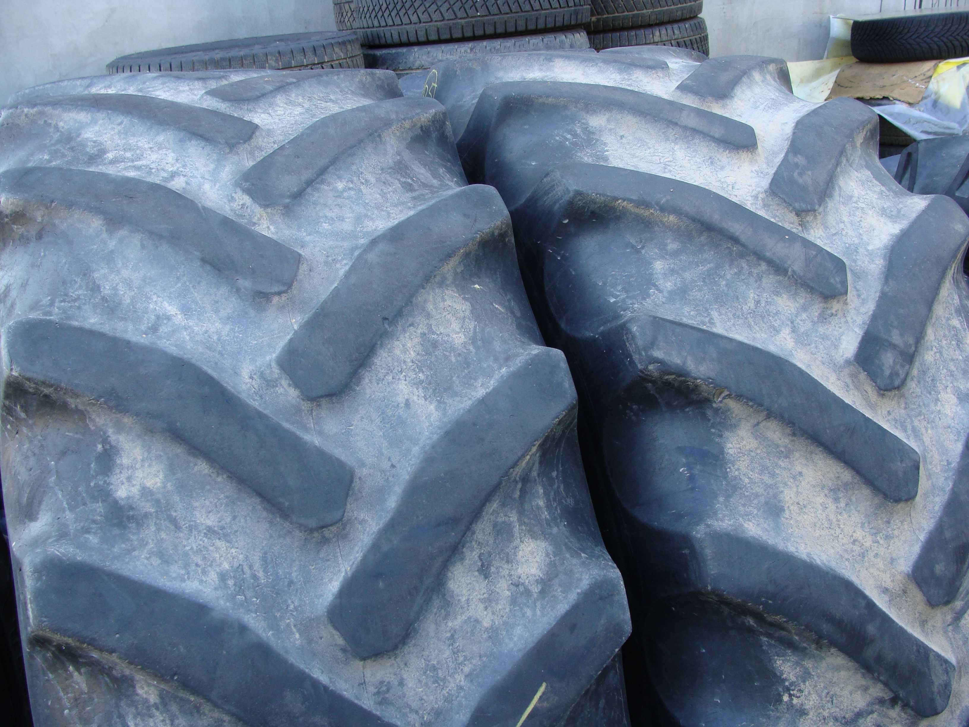 Opony 540/65/34 Goodyear  2 sztuki