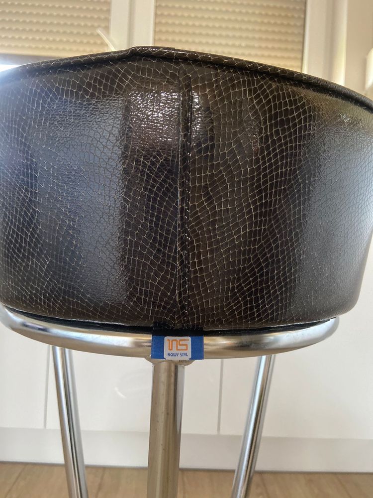 Hoker, Taboret Pinakolada
