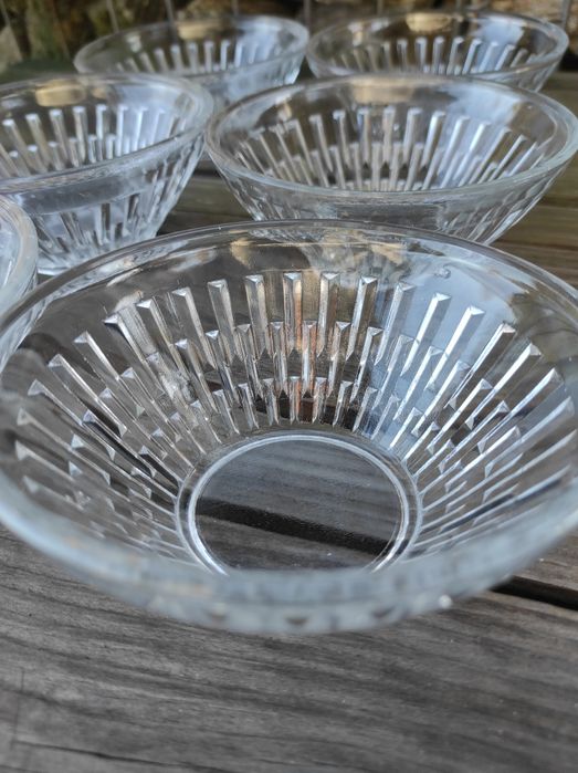 Komplet 6 salaterek szklanych