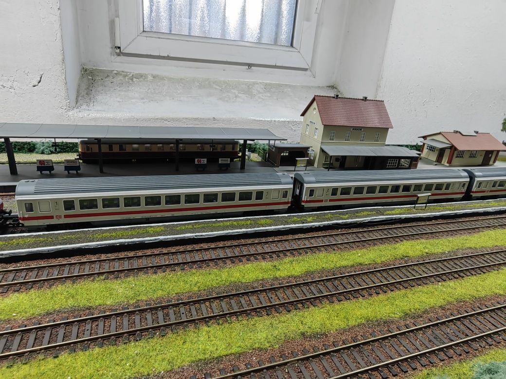 Pociąg H0 DB REGIO Piko