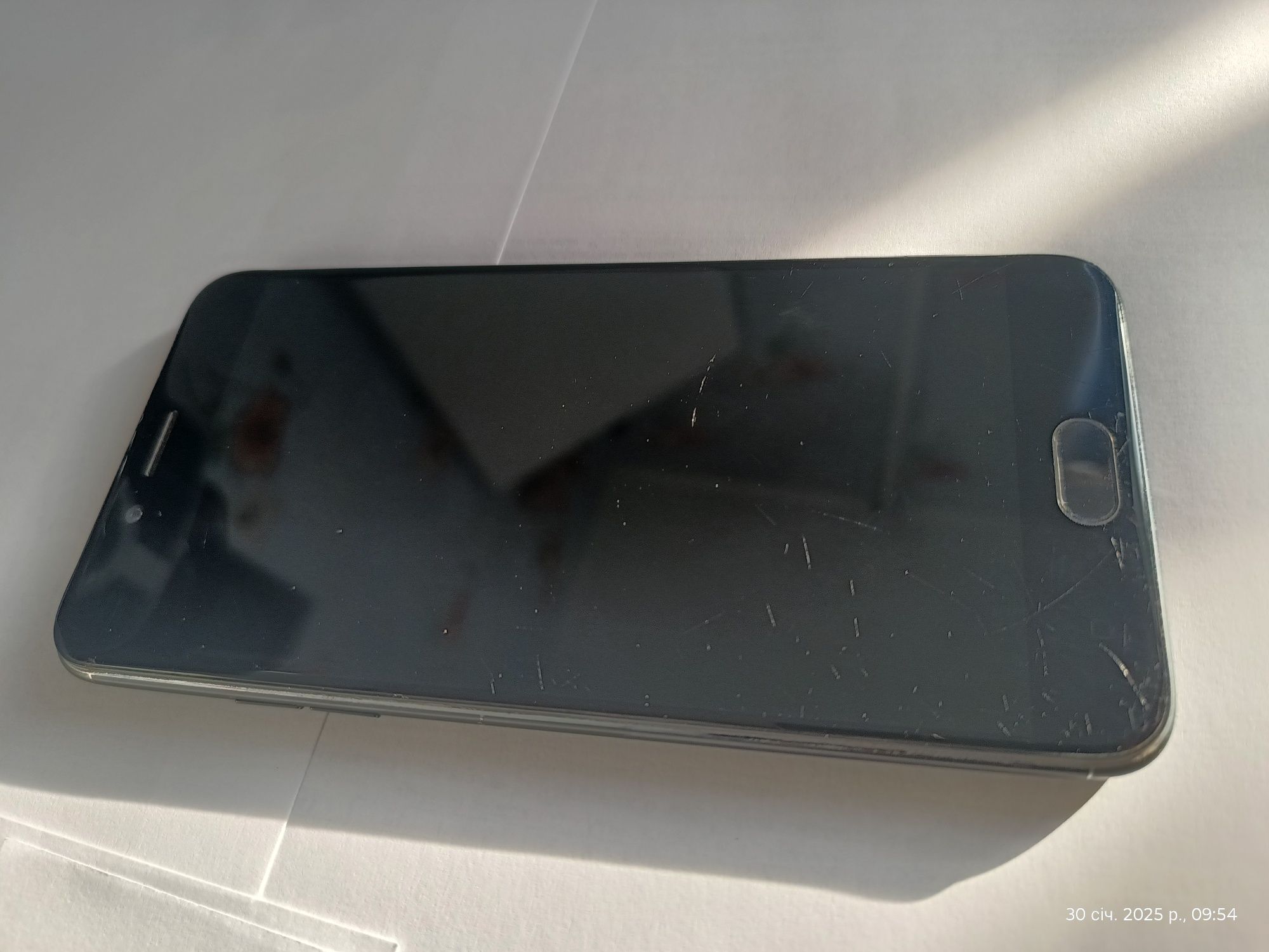 Продається б/в смартфон OPPO A77 3G/32G