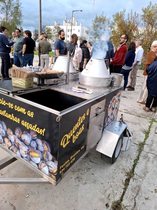 Serviço  Castanhas assadas