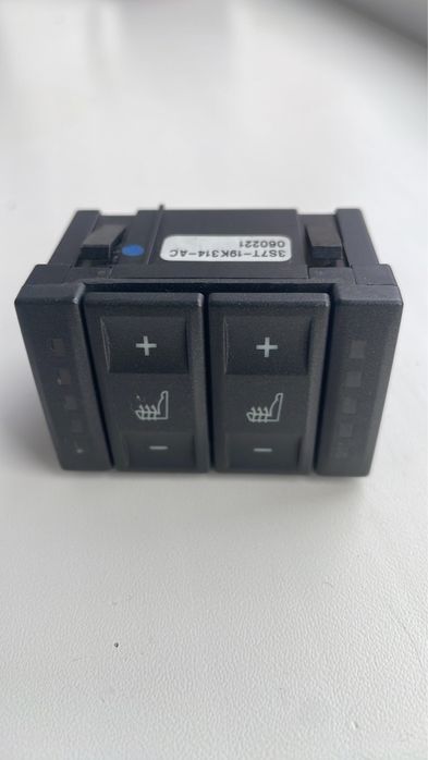 Кнопка обігріву сидінь Ford Mondeo mk3