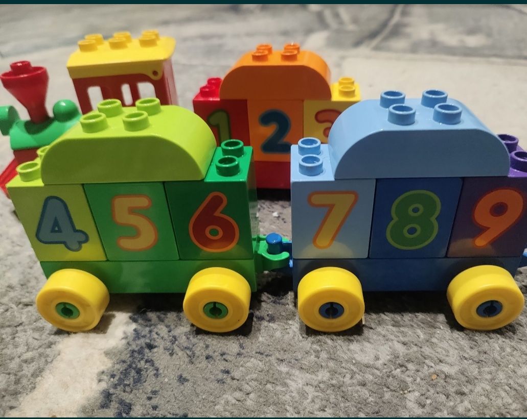 LEGO Duplo Потяг з цифрами(31д.оригінал)+ 2фігурки, як новий
