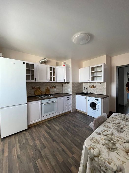 Оренда 2 кімнатної квартири по вул Кульпарківська 156а перша здача