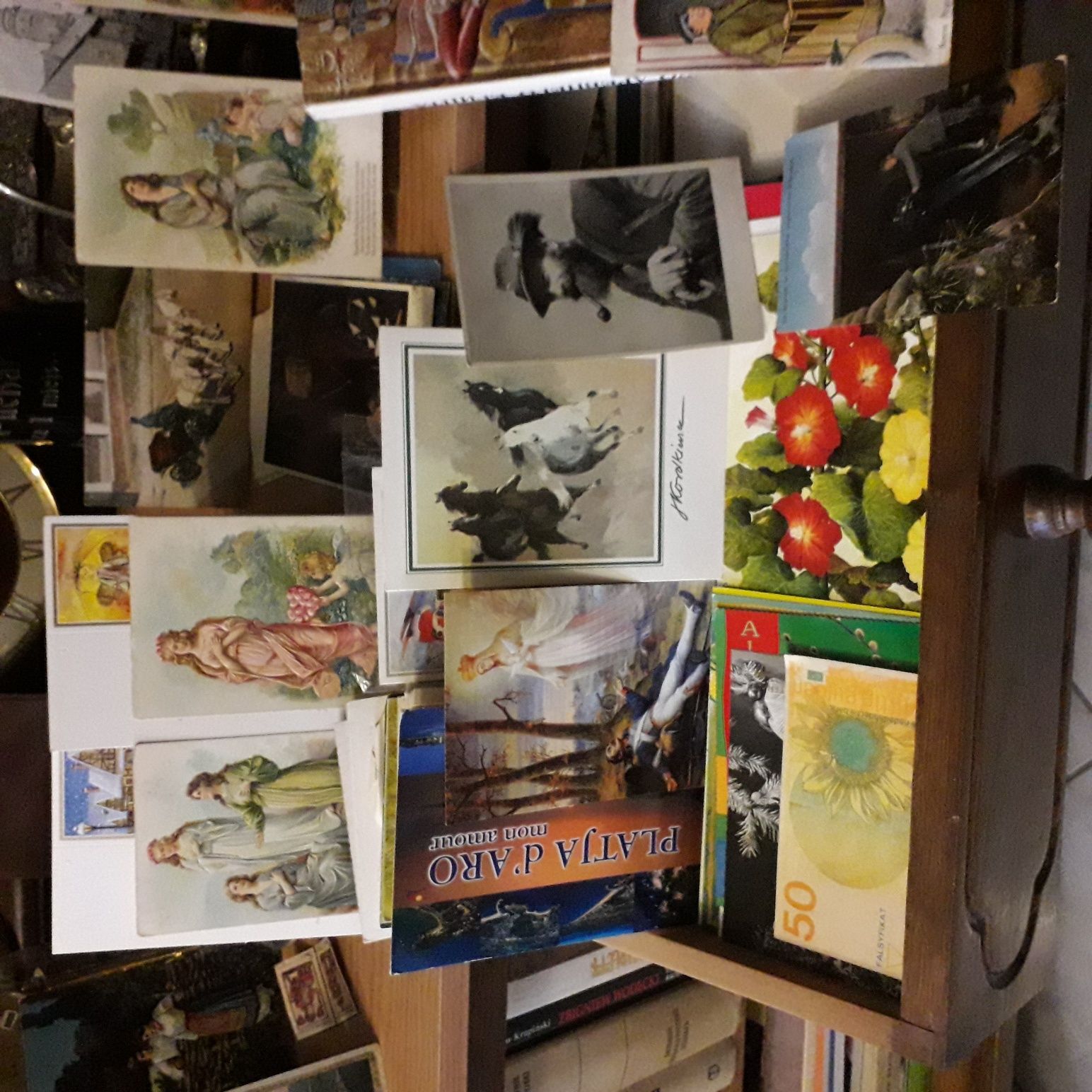 kolekcję pocztówek