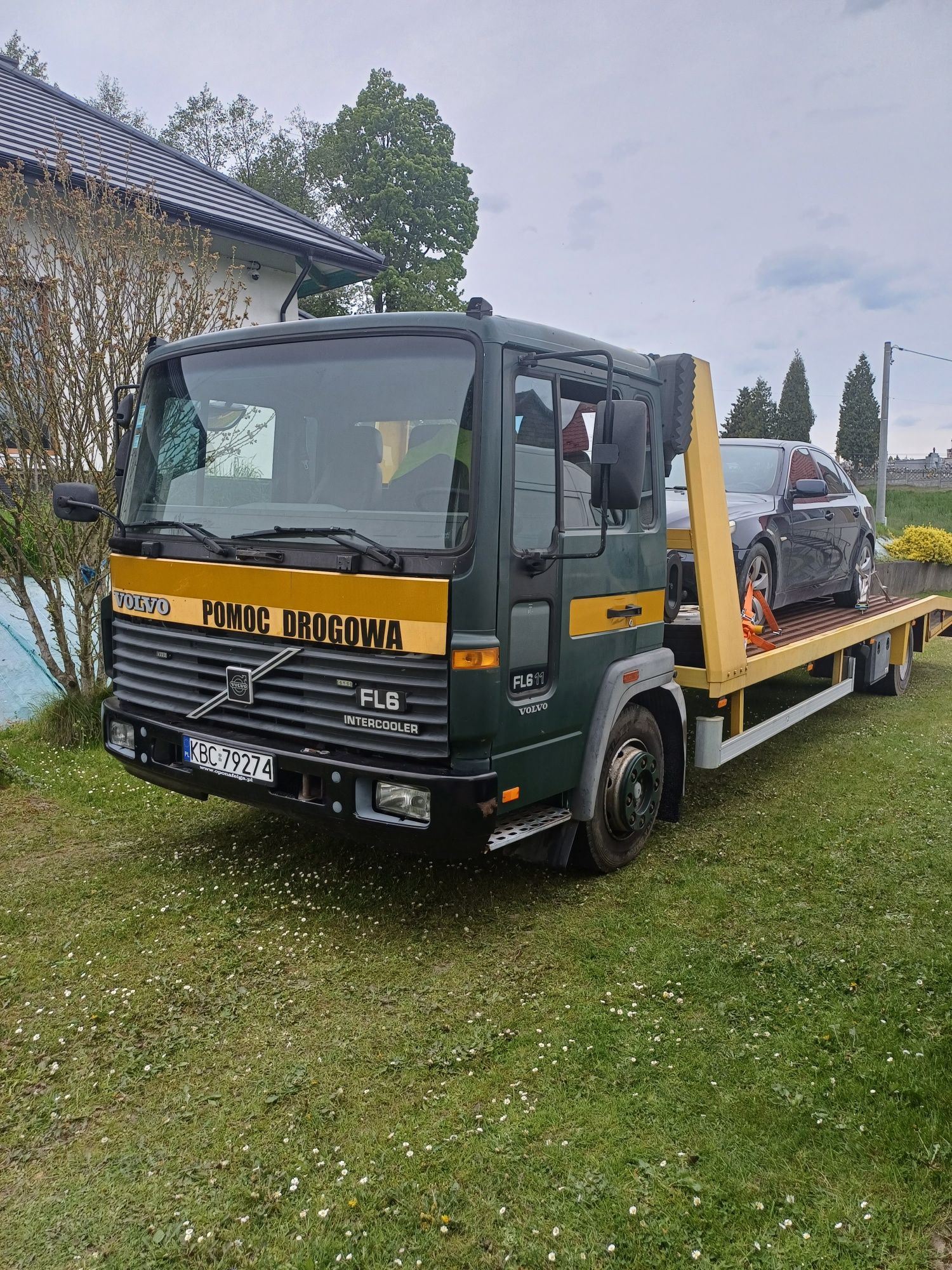 Usługi Auto Laweta