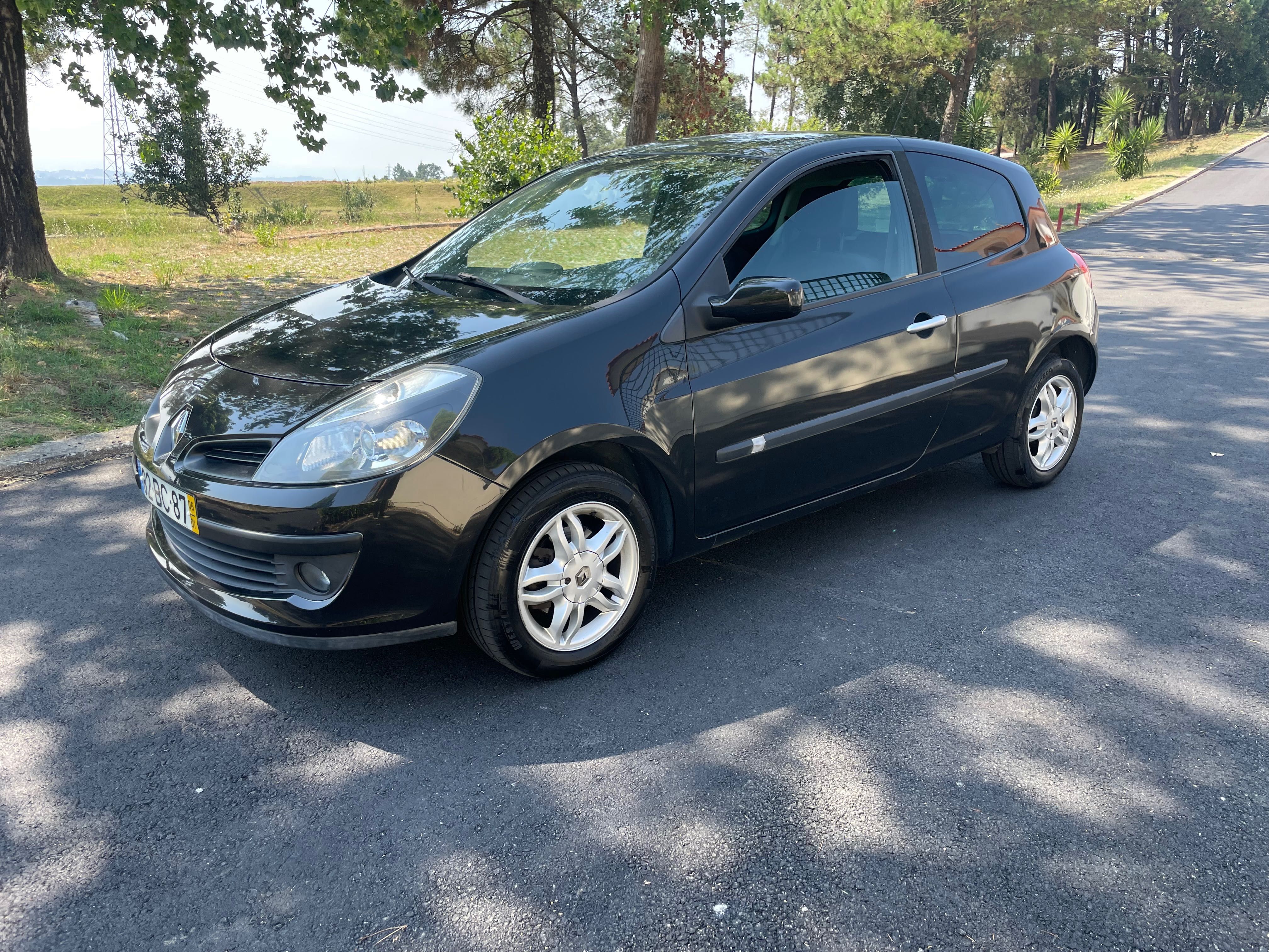 Renault clio 1.2 16v