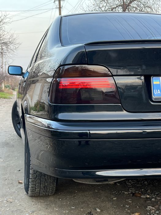 Продам BMW e39, 2.2 Мех, Газ , 2003 год