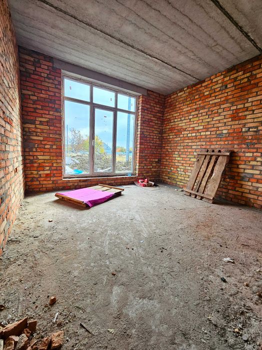 Продаж повноцінного будинку р-н Молокозаводу, ділянка 5 соток!