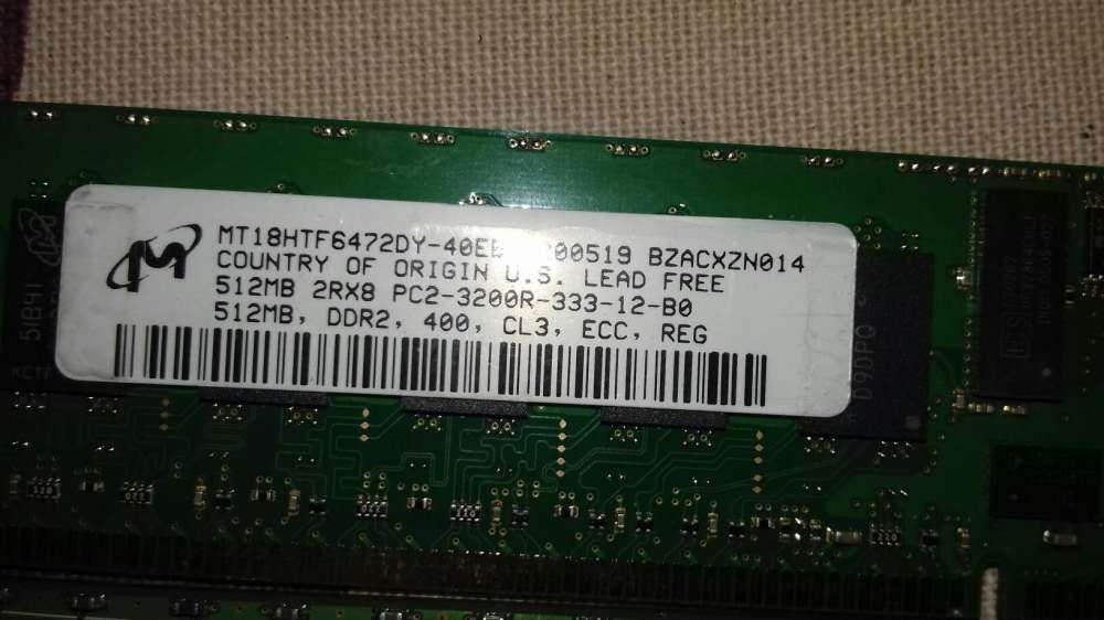 Várias memórias para servidor ddr2 de 512Mb/1Gb