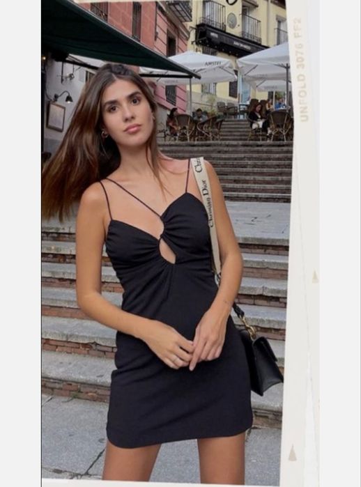 Платье короткое Zara почти новое