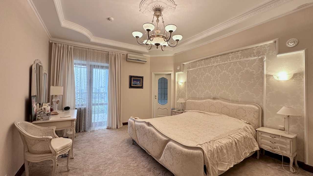 4-к. видова з каміном та сауною, вул. Топольова 4-8, Соломʼянський р-н