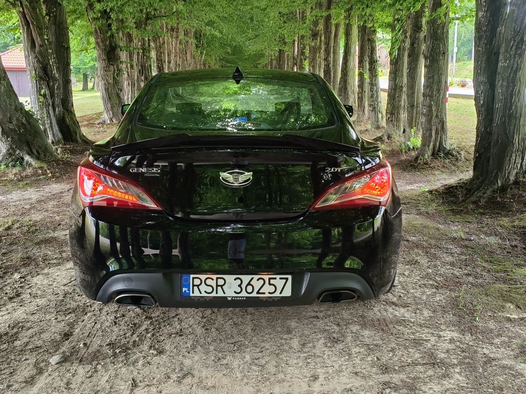 Hyundai Genesis coupe 2,0t