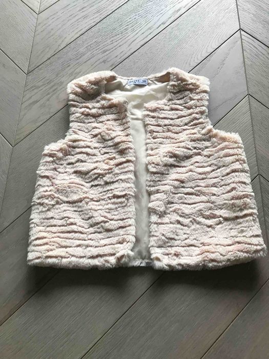dziewczęca kamizelka w kolorze pódrowy róż 128 cm 7-8 lat