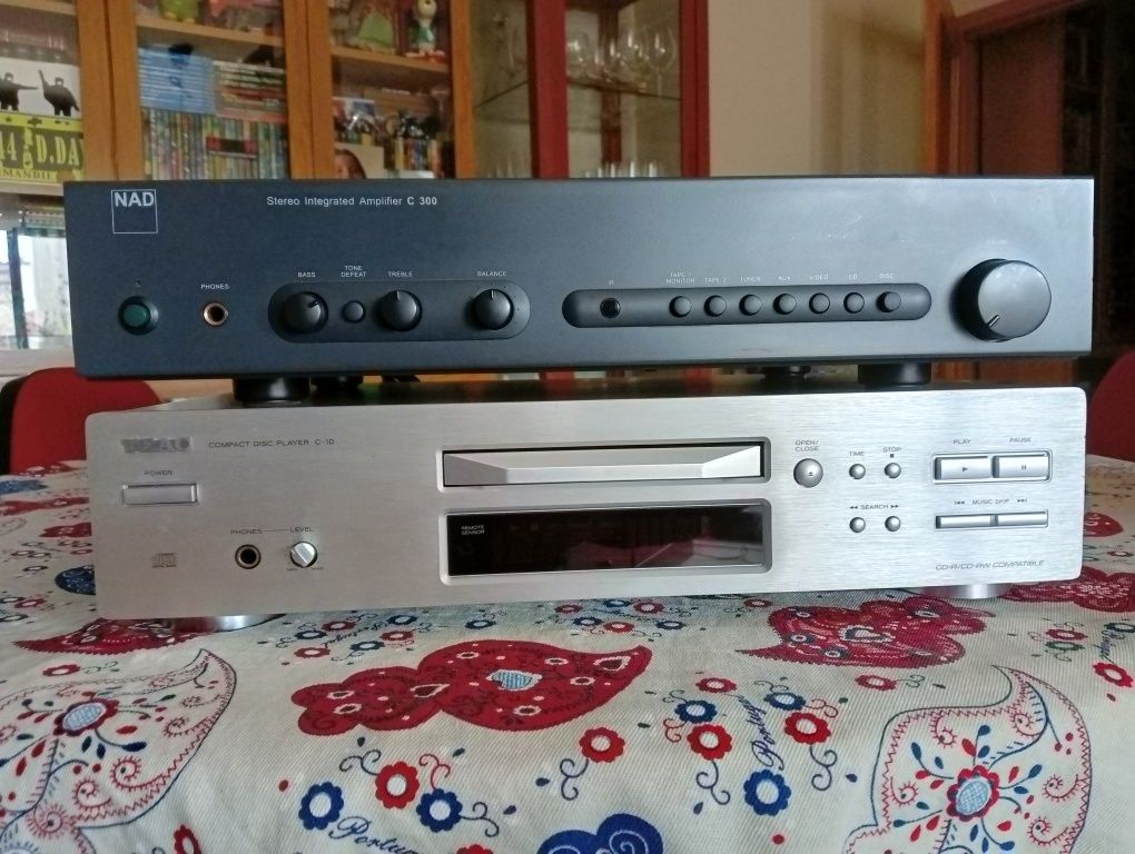 Amplificador NAD C 300 & CDP TEAC C-1D