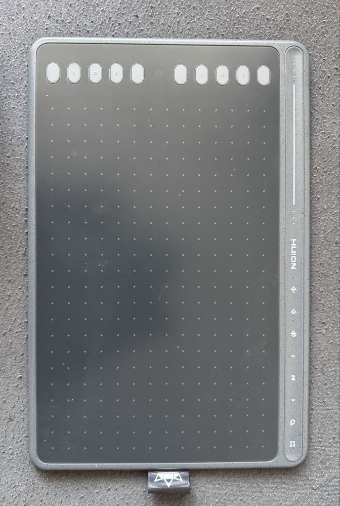 Tablet graficzny Huion HS611 – jak nowy