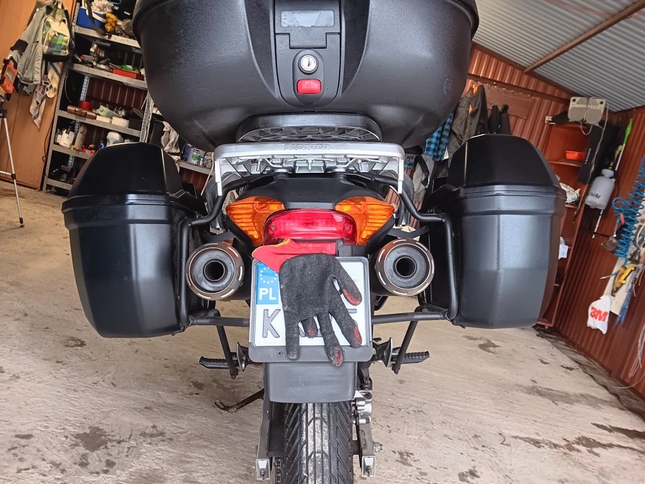 Honda Varadero 125 Ducati Jedyna Taka.Kolor Niebieski Metalik