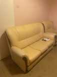 Sofa 3 lugares pele creme /sofa cama+ 1 poltrona