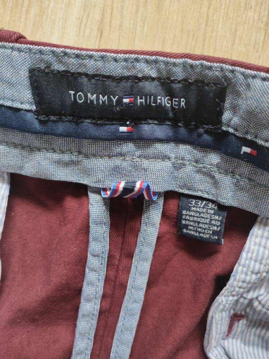 Spodnie materiałowe Tommy Hilfiger bordowe 33 34