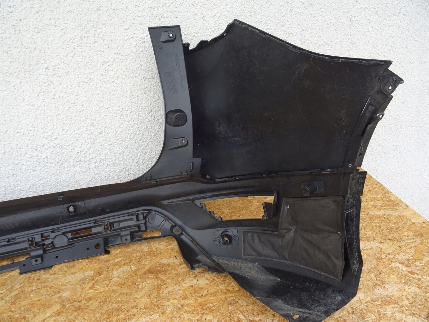 Zderzak tył tylny Ford Kuga II 2 Titanium 12-17