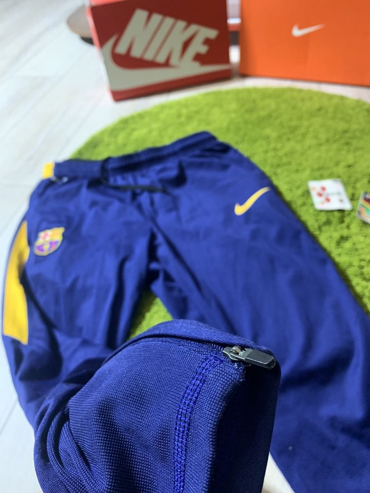 Штани Nike Barca