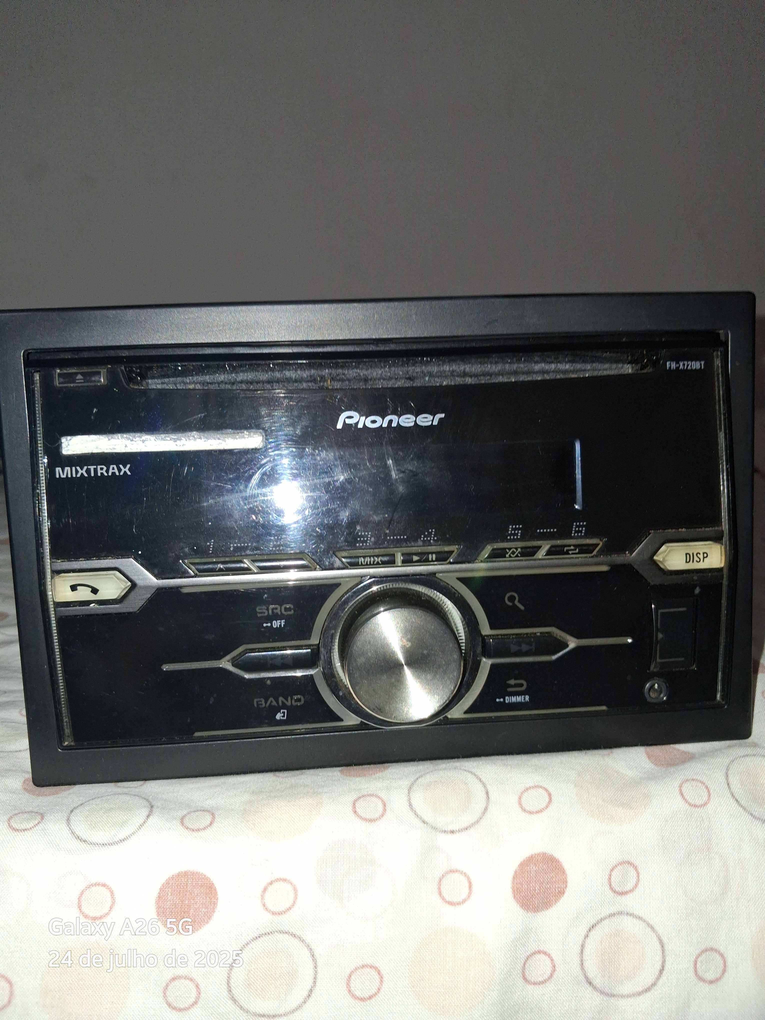 Rádio Pioneer FHX208T