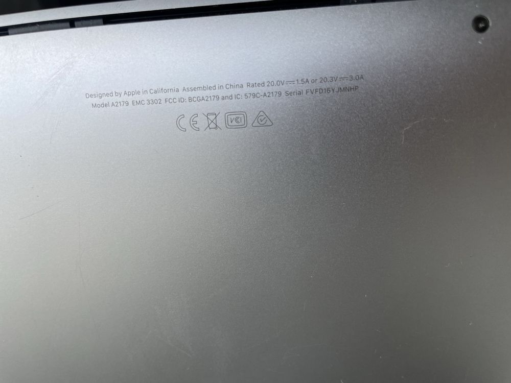 Macbook Air i3 2020 13’