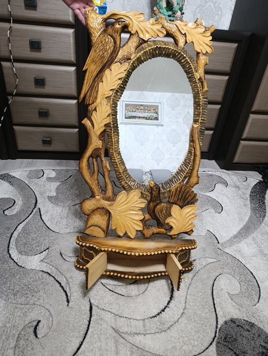 Продам деревянной зеркало