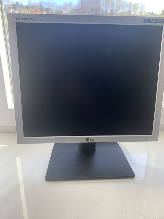 Монітор LG Flatron