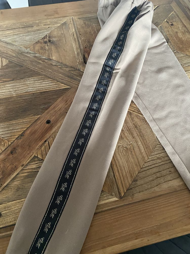 Eleganckie spodnie dresowe roz. 42