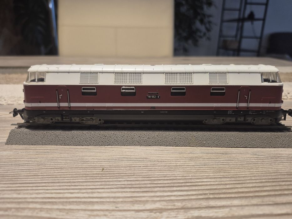 Lokomotywa Piko Br 118 w skali H0