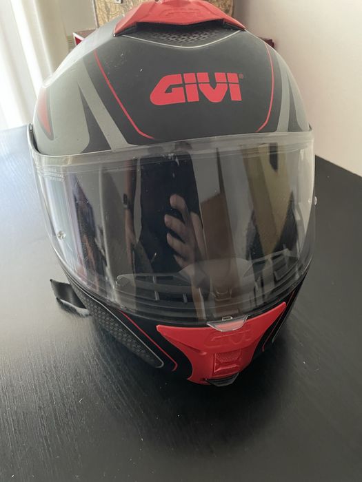 Capacete mota GIVI