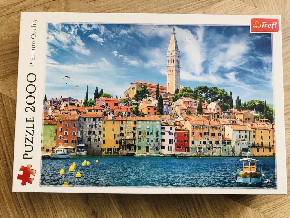 Puzzle 2000 trefl