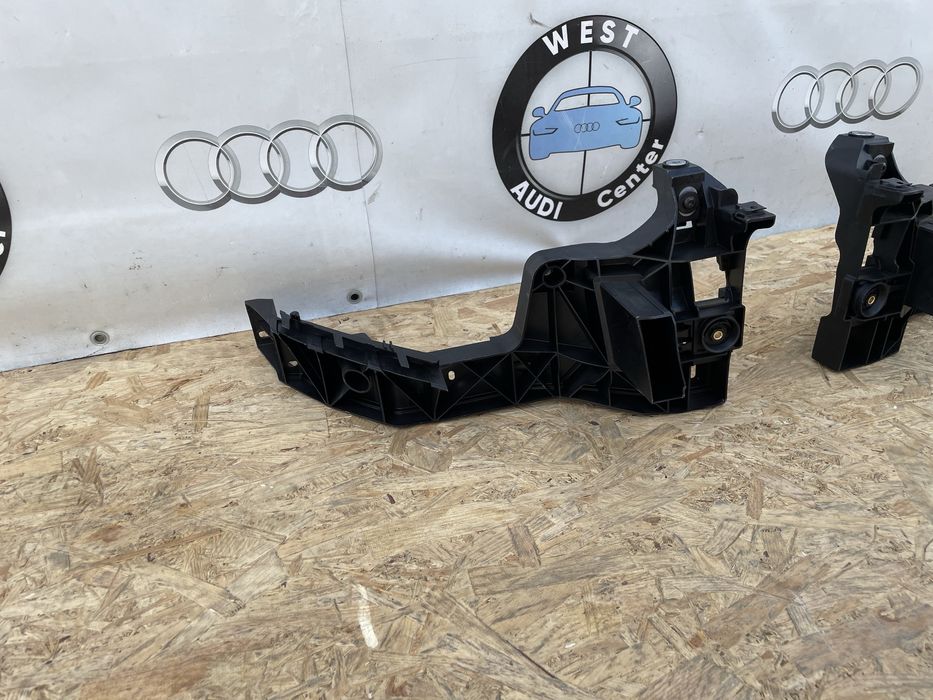 Кронштейн фари Audi Q8 4M8 кріплення фари кронштейн ауді ку8