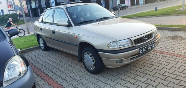 Opel Astra 1.6 LPG 1999 Salon Polska