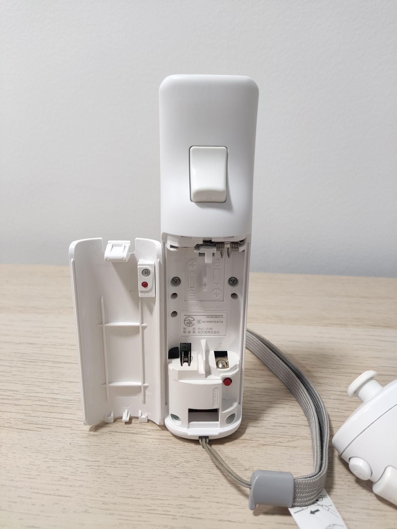 ORIGINAL Wii Remote Motion Plus + Nunchuk branco/ comando Wiimote
